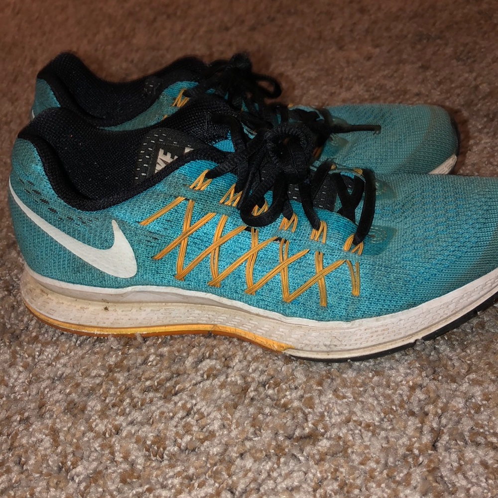 Women’s Nike soon Pegasus 32 running shoes